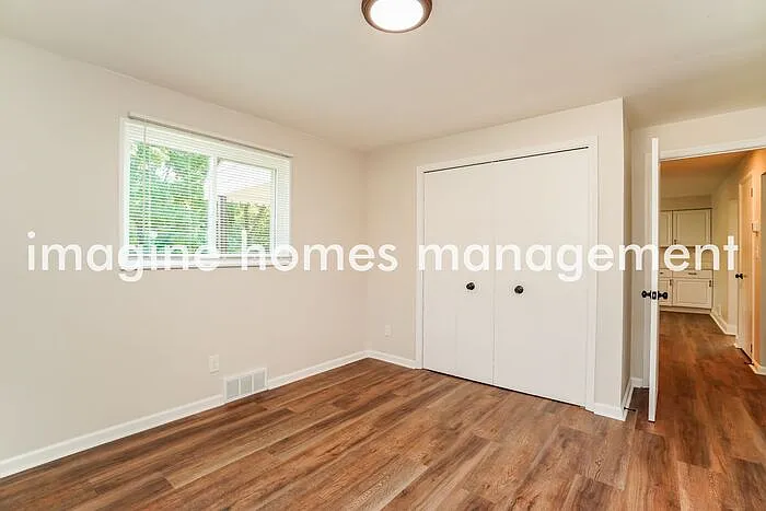 12400 Adams Dr — Photo 7