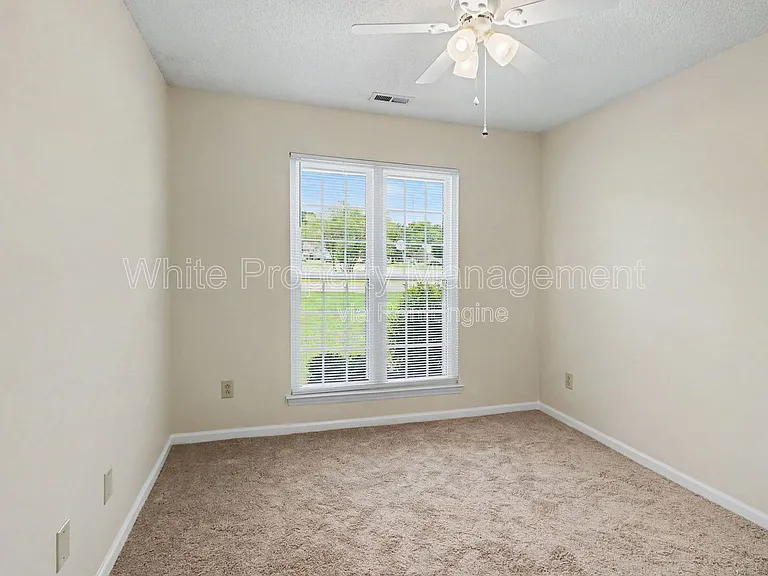 4609 Falcon Chase Dr SW — Photo 18