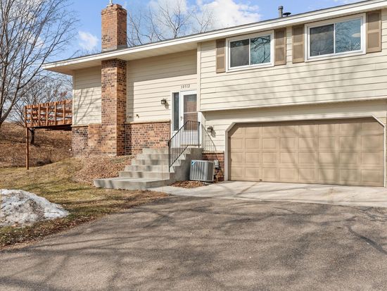 10512 Decatur Ave S, Bloomington, MN 55438