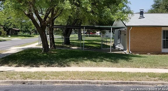 4th image of 7215 Bellbrook Dr