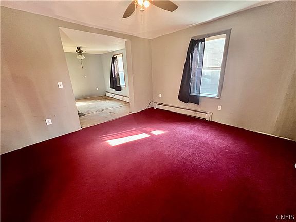 3rd image of 18 Catherine St