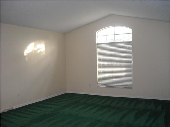 3rd image of 11585 Blackmoor Dr