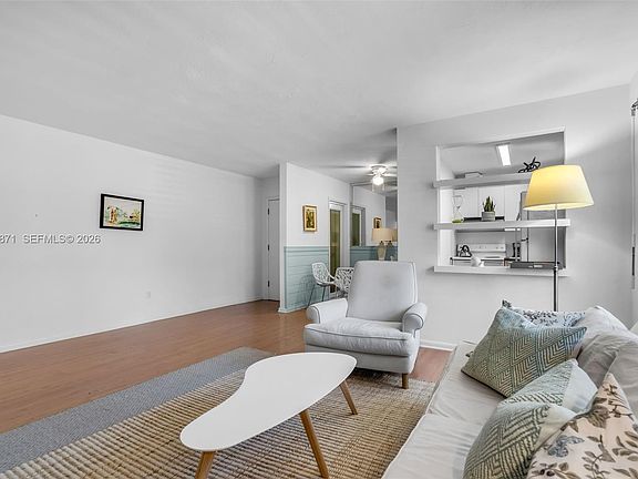 5th image of 255 Sunrise Dr APT 207