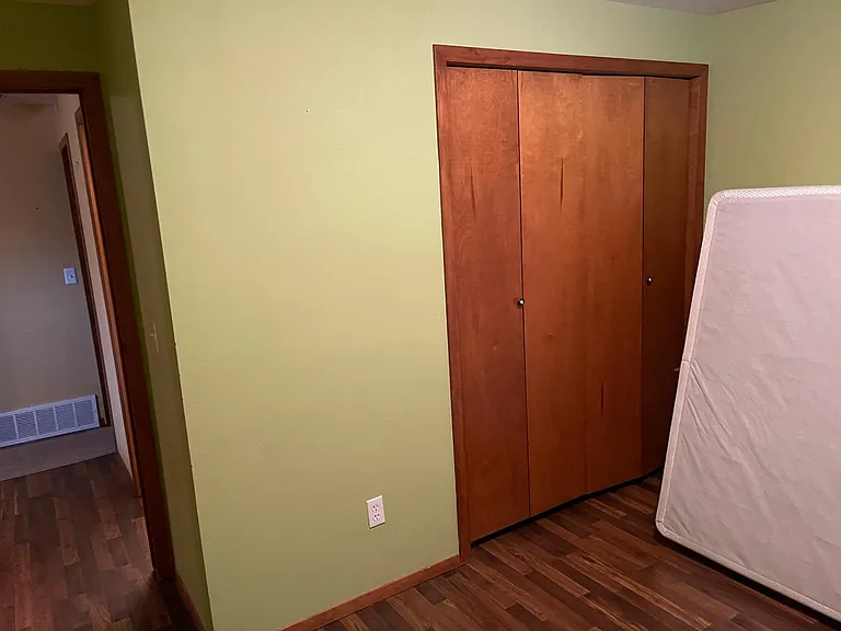 144 Acorn Dr — Photo 22