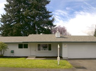 17121 SE Stephens St, Portland, OR 97233