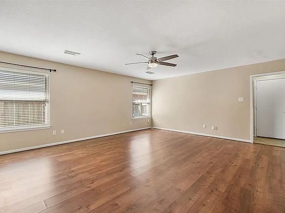 Spacious Master Bedroom