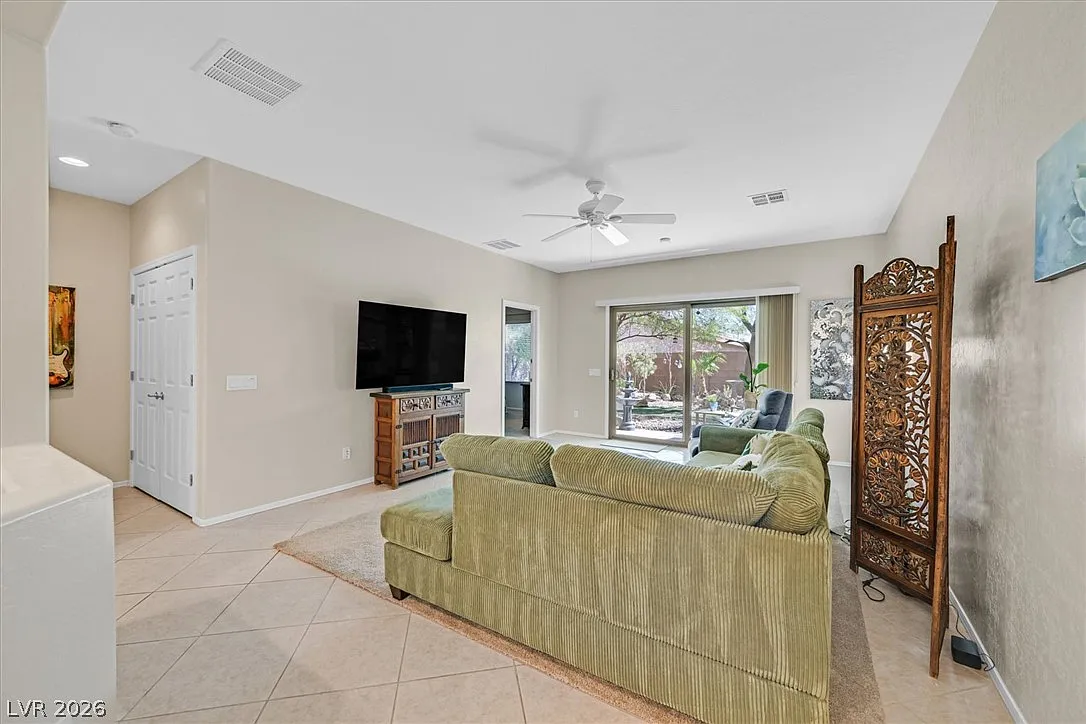2 bed, 2.0 bath, 1157 sqft, $1,795 — Photo 3
