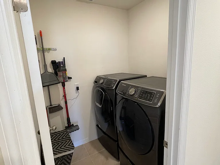 628 Reindeer Dr — Photo 12
