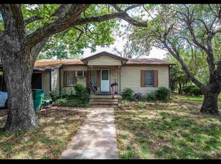 406 N Carpenter St, Mart, TX 76664
