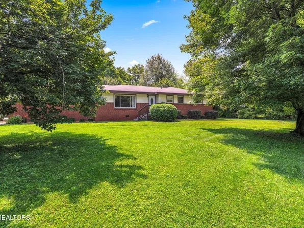 1239 Dossett St, Athens, TN 37303
