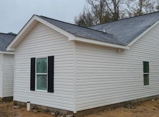 156 Copperfield Dr, Trenton, SC 29847