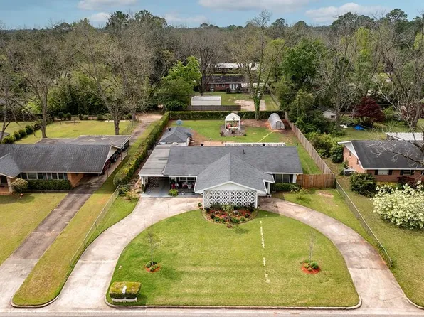 1616 Pearl Ave, Albany, GA 31707