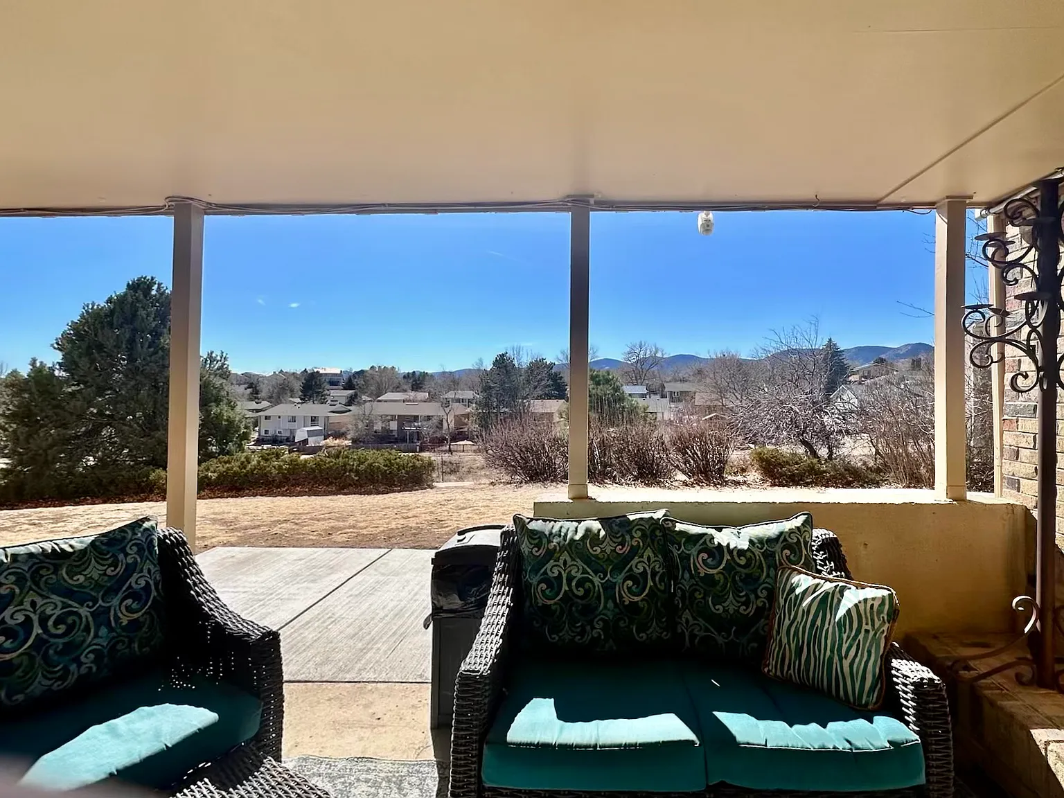 2230 S Beech Ct — Photo 1