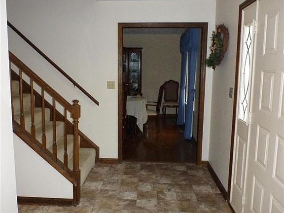 2nd image of 9126 Payne Farm Ln