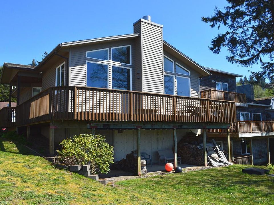 1st image of 35920 Nestucca Manor Dr