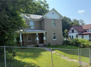 642 Jefferson Ave, Clifton Forge, VA 24422