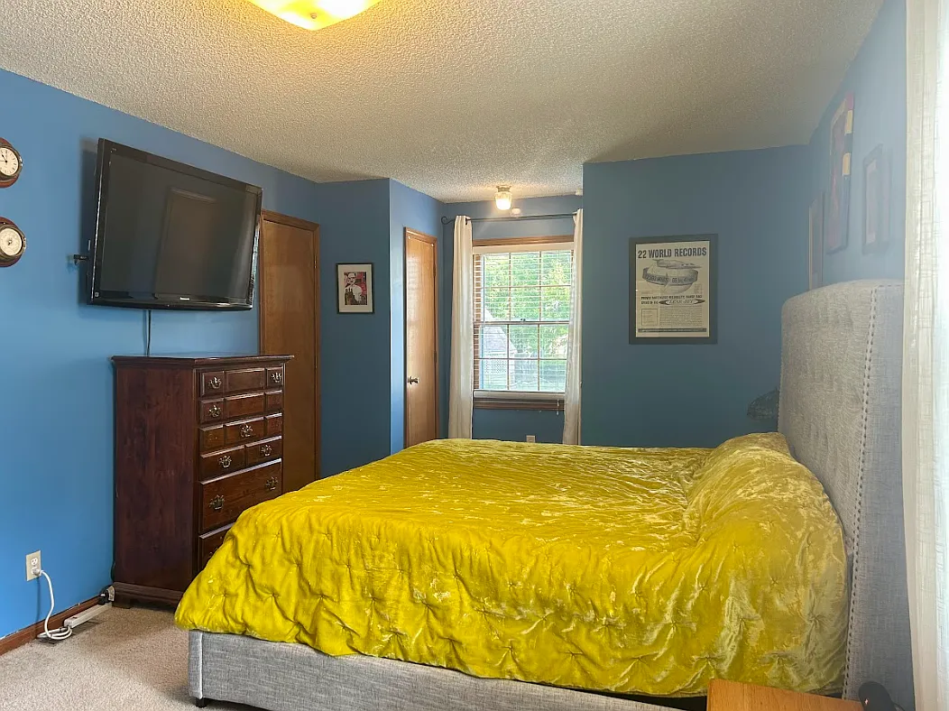 Building Photo - 3619 Lakecrest Ct