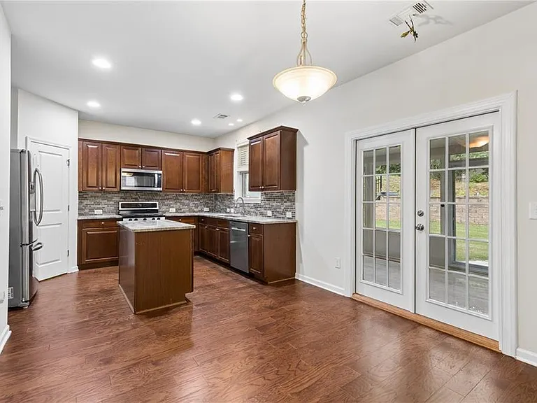 5011 Morriscastle Dr — Photo 7
