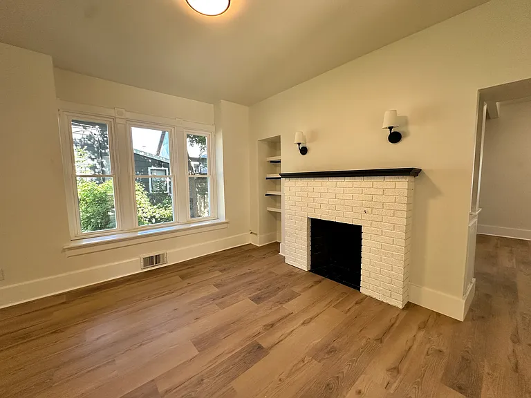 59 E Walworth Ave #1 — Photo 4
