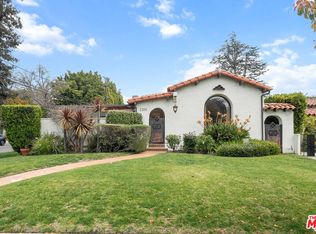 2300 Manning Ave, Los Angeles, CA 90064