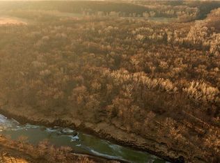 1 Edgerton Junction Rd, Dearborn, MO 64439