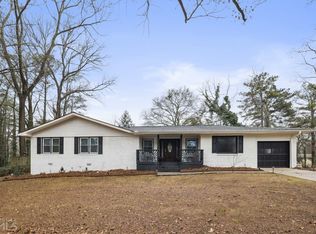 1409 Mohawk Dr, Lawrenceville, GA 30043