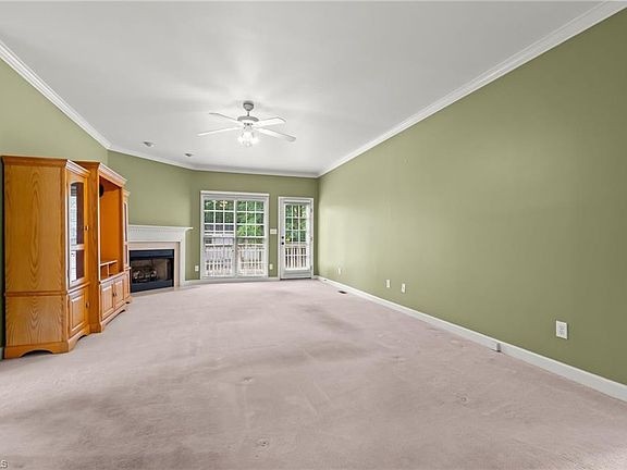 5th image of 601 Nova Ave