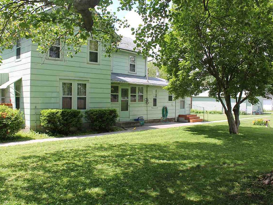 2nd image of 212 W Jayne St
