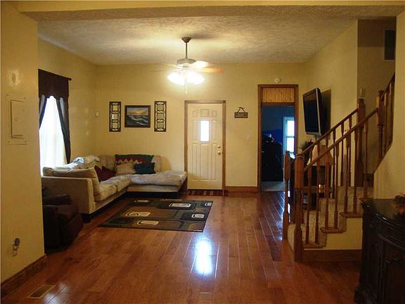 4th image of 7575 N County Road 650 E