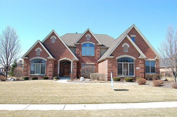 1st image of 22936 Sun River Dr