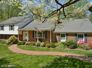 6008 Berwynd Rd, Fairfax, VA 22030
