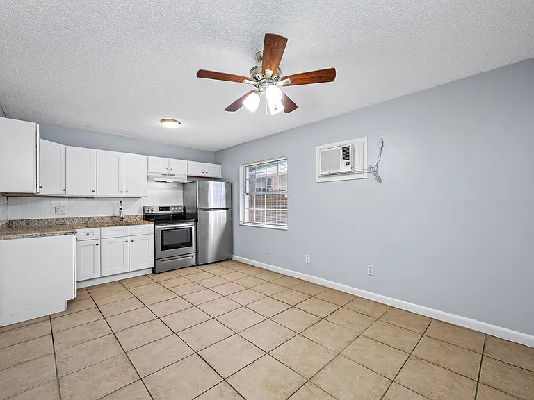 5113 N Nebraska Ave — Photo 24