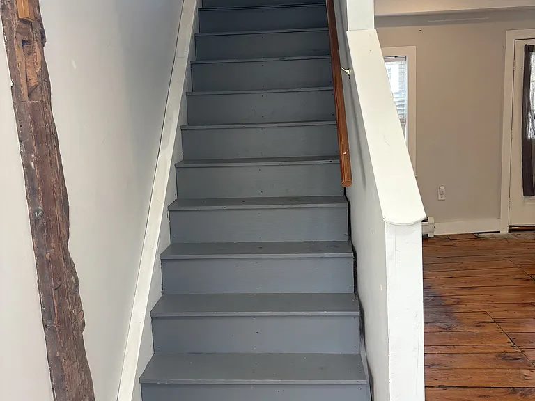 874 Main St #4 — Photo 9