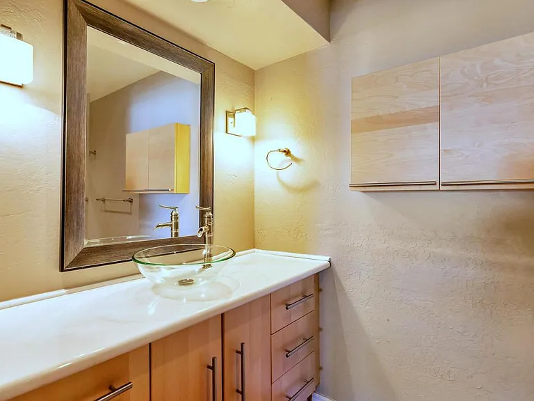 4635 N 22nd St #208 — Photo 8