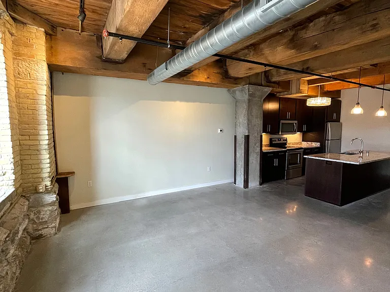 River Place Lofts — Photo 69