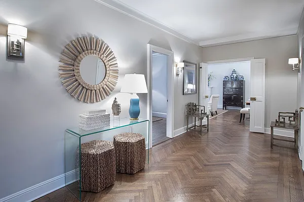 Sold by Stribling | media 12