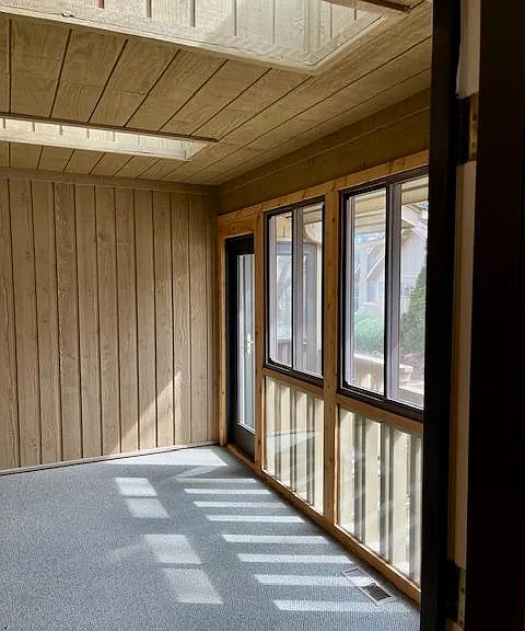 Sunroom or Office (heated & cooled)