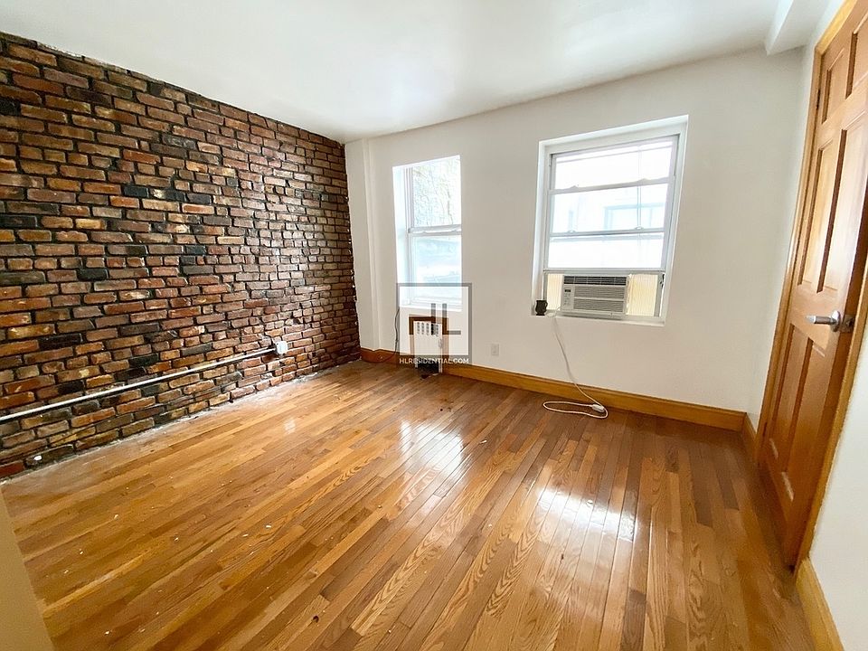 1st image of 86 Hoyt St