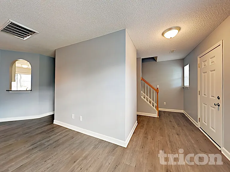 1008 Crowders Woods Dr — Photo 17