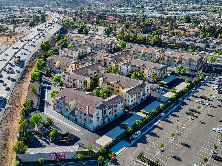 Paseos At Magnolia Luxury Apartments Homes — Photo 83