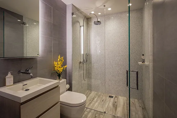 Rented by Meisel Real Estate | media 21