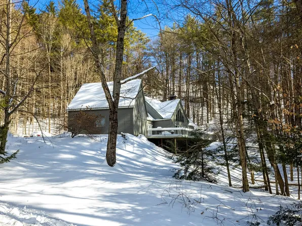 383 Jay Hill Road, Hartford, VT 05059