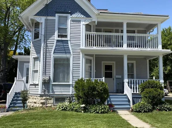 906 Arcadian AVENUE #908, Waukesha, WI 53186