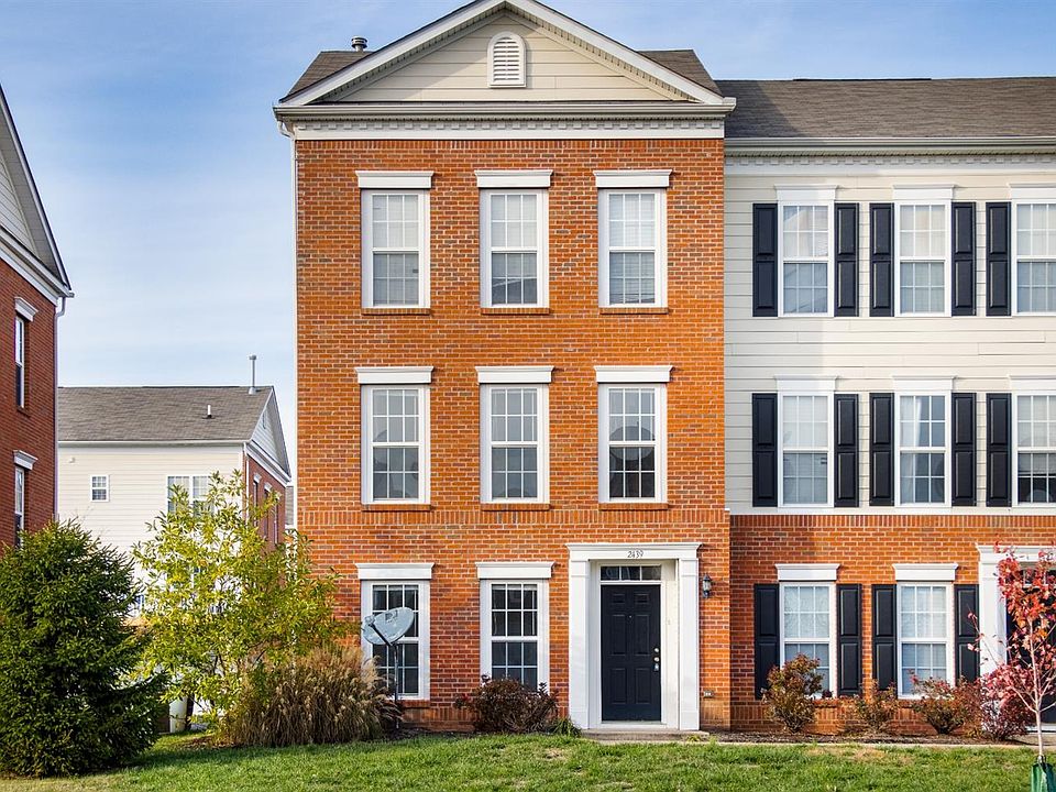 1st image of 2439 Aristocracy Cir
