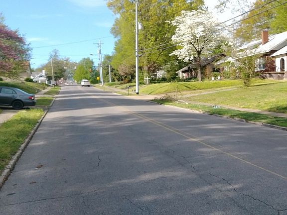 4th image of 711 Sampson Ave