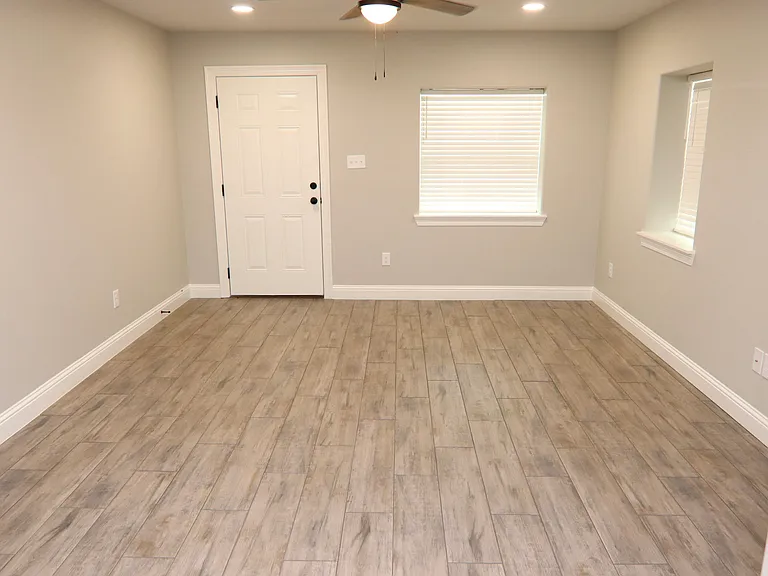 240 Mill St #B — Photo 4