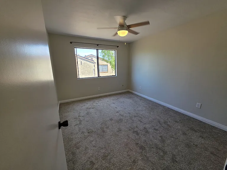 5080 Lambert Ln — Photo 17