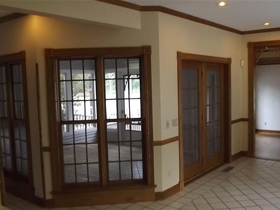 2nd image of 1213 Eastland Dr