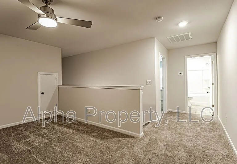 371 Highline Trl — Photo 15