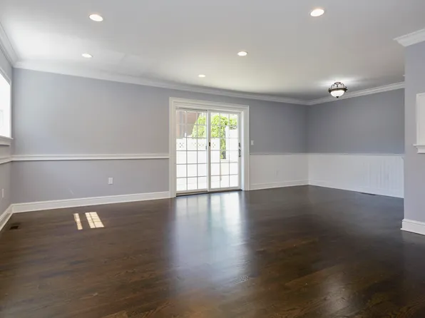 162 E Elm St #B4, Greenwich, CT 06830